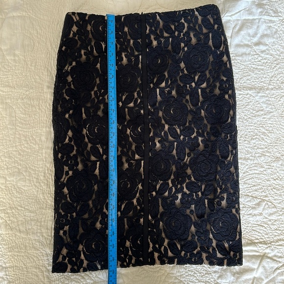 Pencil Skirt for the office - Picture 1 of 4
